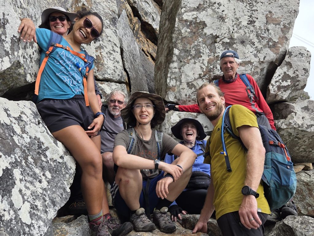 Right face arrow traverse